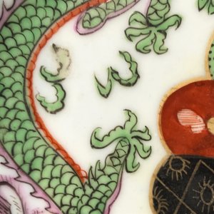 Une paire d'assiettes en porcelaine de Chine famille verte, Qianlong — photo 5
