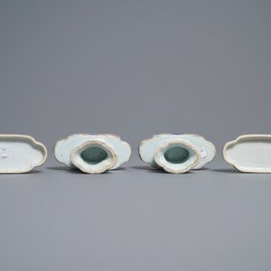 Une paire de boîtes à épices en porcelaine de Chine de style Imari, Kangxi — photo 7