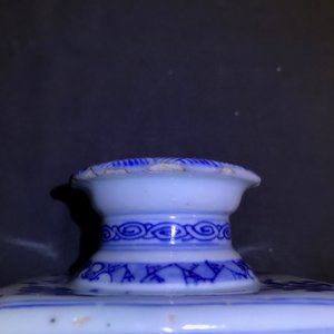 Une paire de boîtes à thé en porcelaine de Chine bleu et blanc, marque Yu, Kangxi — photo 15