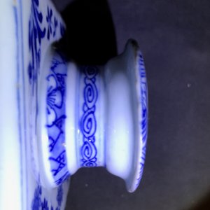 Une paire de boîtes à thé en porcelaine de Chine bleu et blanc, marque Yu, Kangxi — photo 8