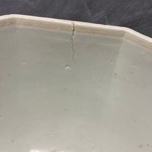 Une paire de boîtes couvertes en porcelaine de Chine Bencharong pour le marché thai, 19ème — photo 8