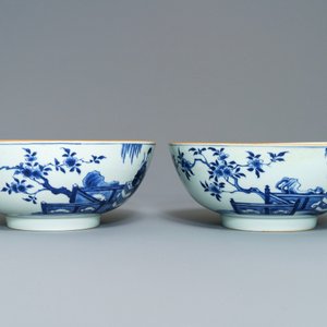 Une paire de bols en porcelaine de Chine bleu et blanc, Yongzheng/Qianlong — photo 3