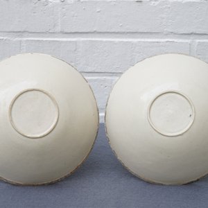 Une paire de bols en porcelaine de Chine qingbai à décor de phénix, Song — photo 5