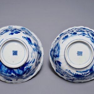 Une paire de bols lobés aux phénix en porcelaine de Chine bleu et blanc, Kangxi — photo 6
