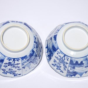 Une paire de bols octogonaux en porcelaine de Chine bleu et blanc, Kangxi — photo 6