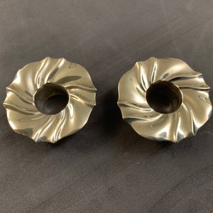 Une paire de bougeoirs en argent, prob. Mons, 2ème moitié du 18ème — photo 12
