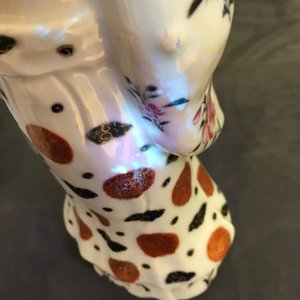 Une paire de bougeoirs en forme de femmes en porcelaine de Chine famille rose, Qianlong — photo 47