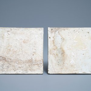 Une paire de carreaux en porcelaine de Chine en bleu et blanc, Kangxi — photo 2