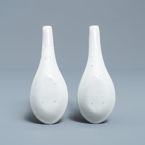 Une paire de cuillères en porcelaine de Chine Bencharong pour le marché thai, 19ème — photo 4
