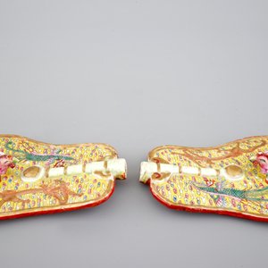 Une paire de feuilles d'éventail en porcelaine de Chine famille rose, 19ème — photo 2