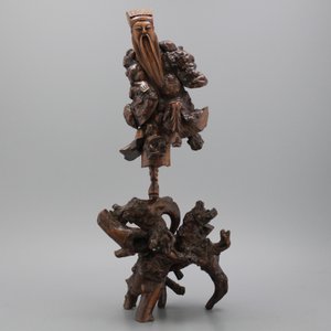 Une paire de figures d'immortels en bois de racine, 19e — photo 1