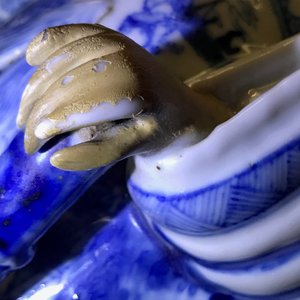 Une paire de figures en porcelaine de Chine bleu et blanc pour le Vietnam, 19ème — photo 19