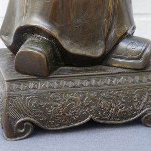 Une paire de grandes figures aux têtes amovibles en bronze, Chine pour le Vietnam, 19ème — photo 15