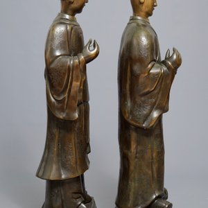 Une paire de grandes figures aux têtes amovibles en bronze, Chine pour le Vietnam, 19ème — photo 3