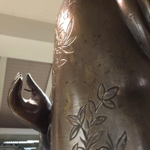 Une paire de grandes figures aux têtes amovibles en bronze, Chine pour le Vietnam, 19ème — photo 47