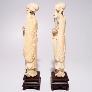 Une paire de grandes figures de sages en ivoire, Chine, 19ème — photo 4