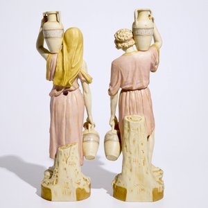 Une paire de grandes figures de style grec, Royal Dux, Bohême, début du 20ème — photo 4