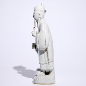 Une paire de grandes figures d'immortels en blanc de Chine de Dehua, 18/19ème — photo 11