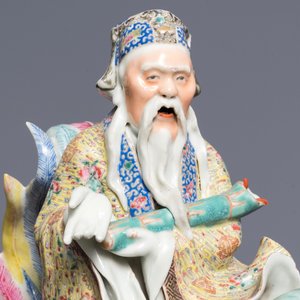 Une paire de grandes figures d'immortels sur phénix en porcelaine de Chine famille rose, 19ème — photo 9