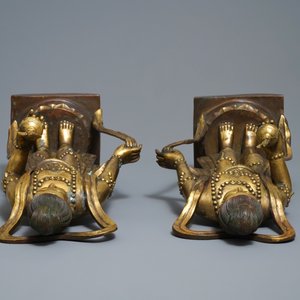 Une paire de grandes figures en bronze doré, Chine, 19ème — photo 6