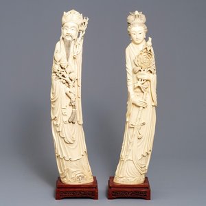 Une paire de grandes figures en ivoire sculpté, Chine, 19ème — photo 1