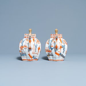Une paire de grandes théières couvertes en porcelaine de Chine de style Imari, Kangxi — photo 5