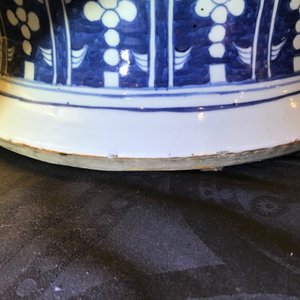 Une paire de grands vases couverts en porcelaine de Chine bleu et blanc, 19ème — photo 24