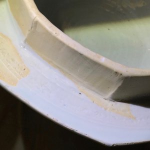 Une paire de grands vases couverts en porcelaine de Chine bleu et blanc, Kangxi — photo 27
