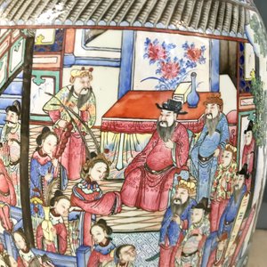 Une paire de grands vases en porcelaine de Chine famille rose, 19ème — photo 24