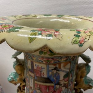 Une paire de grands vases en porcelaine de Chine famille rose, 19ème — photo 62