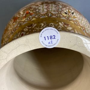 Une paire de grands vases en porcelaine de Satsuma, Japon, Meiji, 19ème — photo 27