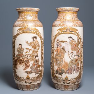 Une paire de grands vases en porcelaine de Satsuma, Japon, Meiji, 19ème — photo 3