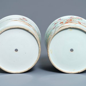 Une paire de jardinières en porcelaine de Chine famille rose à décor de pêches, 19ème — photo 7