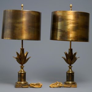 Une paire de lampes aux fleurs de lotus, signés Maison Charles, vers 1960 — photo 4