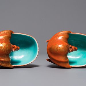 Une paire de lave-pinceaux en forme de chauve-souris en porcelaine de Chine, 18/19ème — photo 6