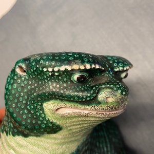 Une paire de modèles de crapauds en porcelaine de Chine famille verte, 19ème — photo 12