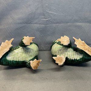 Une paire de modèles de crapauds en porcelaine de Chine famille verte, 19ème — photo 22