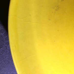 Une paire de petits plats en porcelaine de Chine monochrome jaune, marque et prob. période de Qianlong — photo 8