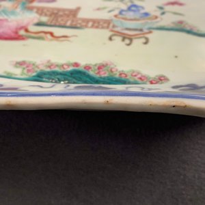 Une paire de plats de forme ovale en porcelaine de Chine famille rose, Qianlong — photo 6