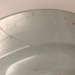 Une paire de plats en porcelaine de Chine famille rose à décor de chevaux, Yongzheng/Qianlong — photo 8