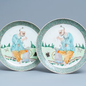 Une paire de plats en porcelaine de Chine famille verte de Canton, 19ème — photo 1