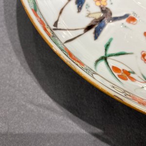 Une paire de plats en porcelaine de Chine famille verte, Kangxi — photo 13