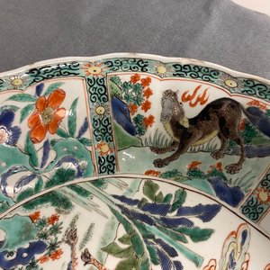 Une paire de plats en porcelaine de Chine famille verte, Kangxi — photo 14