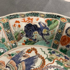 Une paire de plats en porcelaine de Chine famille verte, Kangxi — photo 16
