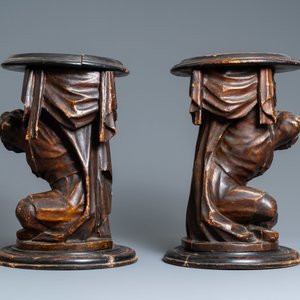 Une paire de porte-torchères en résineux sculpté et patiné en forme de Maures assis, Venise, Italie, 17/18ème — photo 5
