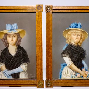 Une paire de portraits de jeunes filles en pastel, signé Vollmöller, daté 1790 — photo 1
