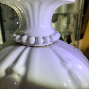Une paire de potiches couvertes en porcelaine dans le style de Sèvres, France ou Allemagne, 18/19ème — photo 10