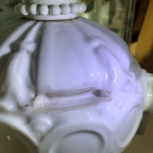 Une paire de potiches couvertes en porcelaine dans le style de Sèvres, France ou Allemagne, 18/19ème — photo 11