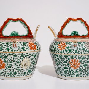 Une paire de pots à chaux en porcelaine de Chine famille verte, poss. pour le marché vietnamien, Kangxi — photo 2