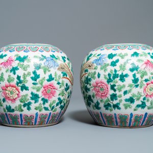 Une paire de pots à gingembre en porcelaine de Chine famille rose, 19ème — photo 5
